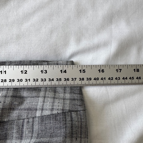 Lisette L Montreal Women's Pull-On Plaid Dress Pants Gray Size 4 Preppy Ankle - Picture 9 of 13